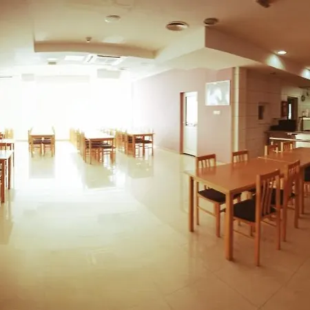 Hotel Student 4*